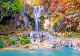 唯美的山间瀑布自然风景图片