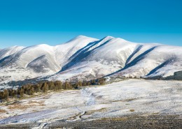 高山冬季冰雪风景图片
