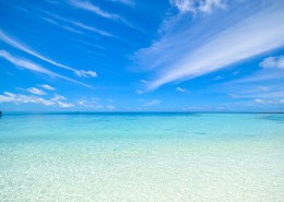 蓝天白云大海图片