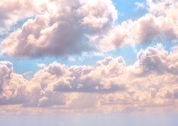 天上美丽的云朵图片