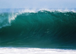 大海上的风浪图片