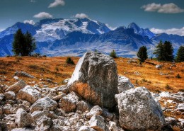 奇特岩石风景图片