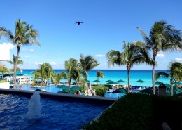 墨西哥尤卡坦半岛坎昆度假海滨城市风景图片