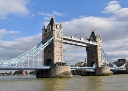 美丽伦敦塔桥图片