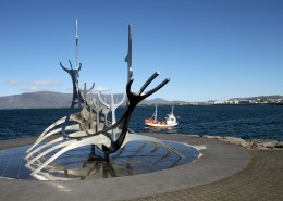 冰岛首都雷克雅未克著名景点太阳船图片