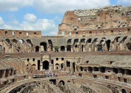 罗马斗兽场的内部风景图片