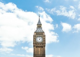 不同角度的英国大本钟图片