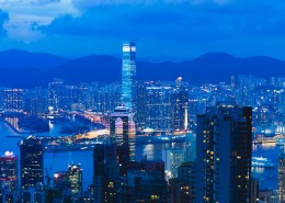 灯火通明的香港夜景图片