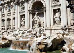 意大利特莱威喷泉图片