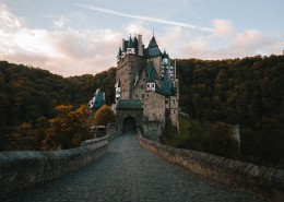 德国爱尔茨城堡图片