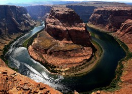 美国马蹄湾风景图片