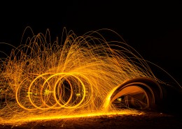 火树银花的光圈夜景图片