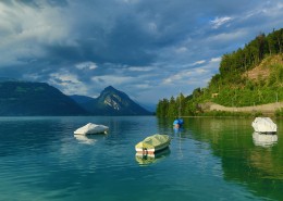 瑞士图恩湖风景图片