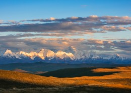 四川贡嘎雪山风景图片