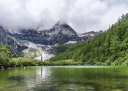 盛夏的四川稻城亚丁风景图片大全