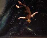 肢体柔韧的体操运动员图片大全