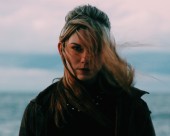 美丽的长发女孩图片