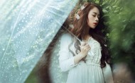 雨中的女孩图片大全