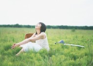 女性骑自行车休闲图片大全