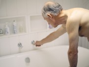 老人生活和关怀图片