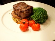 美味的牛排图片