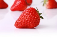 酸甜可口的草莓图片