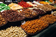 集市上的各种食物图片