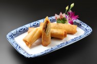 酥脆美味的春卷图片大全