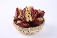 好吃的红枣加核桃图片