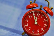 精致小巧的闹钟图片大全