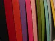 五颜六色的纸张图片大全