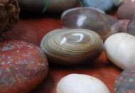 杂乱的鹅卵石图片