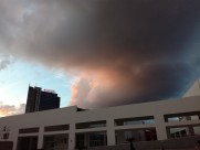 空中的乌云图片