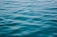 微波荡漾的海面图片大全