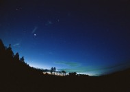 布满星星的天空图片