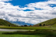 四川甘孜大气自然风景图片