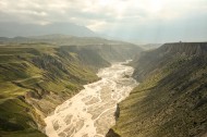 新疆乌苏大峡谷风景图片