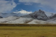 西藏念青唐古拉山风景图片