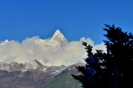 西藏南迦巴瓦峰图片