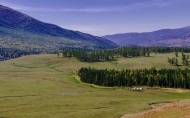新疆阿勒泰原始古朴的齐巴契列克风景图片