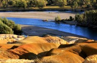 新疆五彩滩风景图片