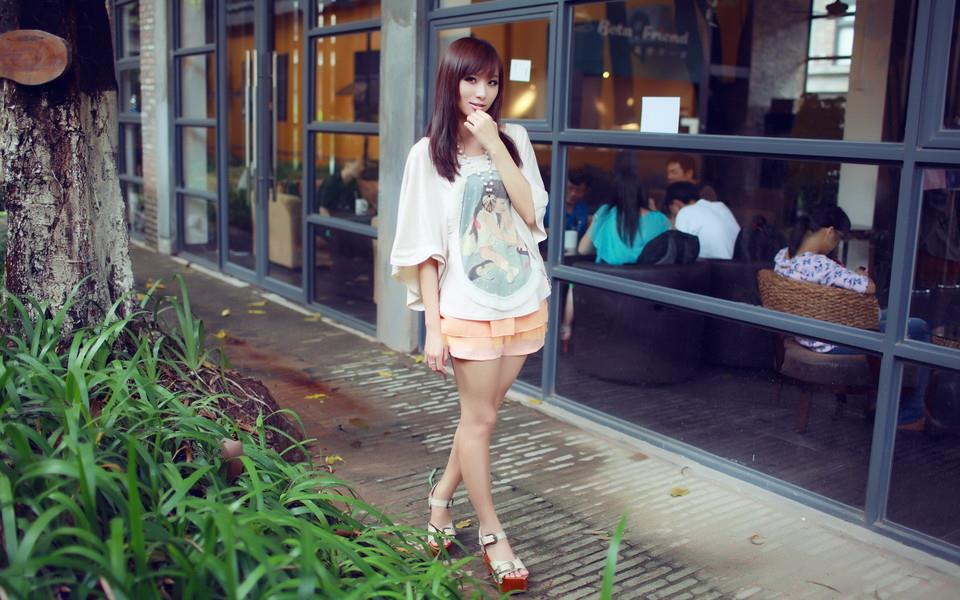 街拍长腿美女图片 街拍美女图片大全