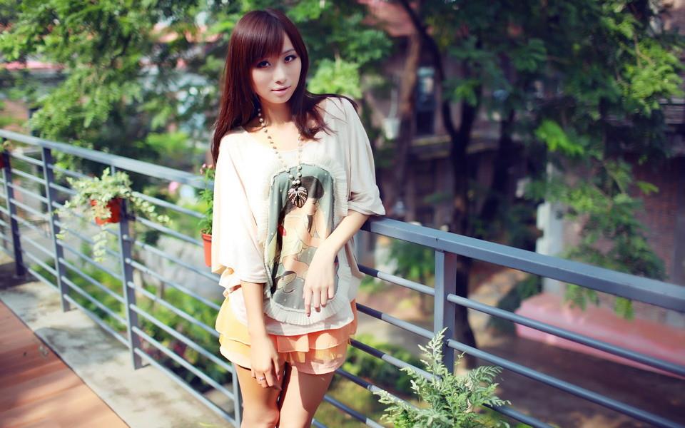 街拍长腿美女图片 街拍美女图片大全