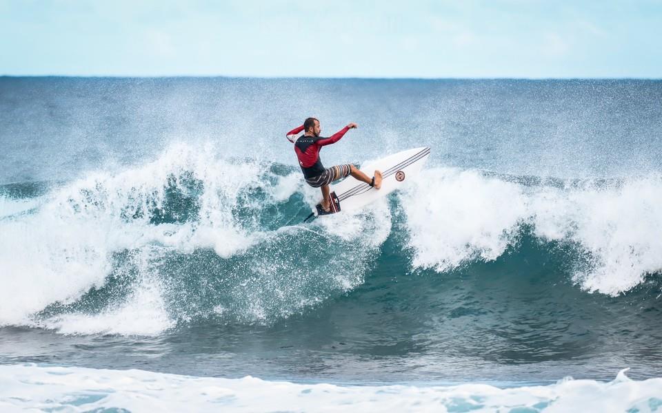 极限水上运动冲浪高清图片