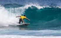 极限水上运动冲浪高清图片