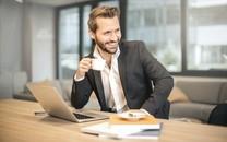 欧美大叔男模帅气图片