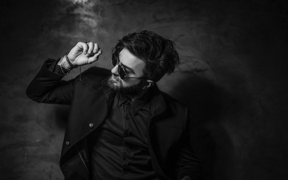 欧美大叔男模帅气图片