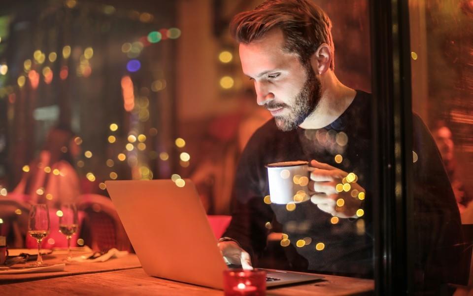 欧美大叔男模帅气图片