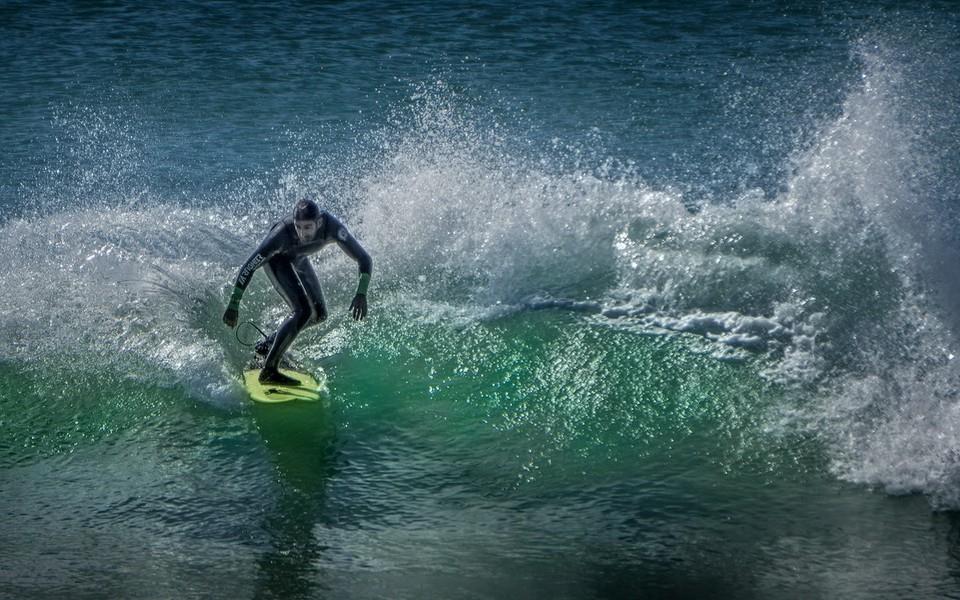 刺激的水上运动图片