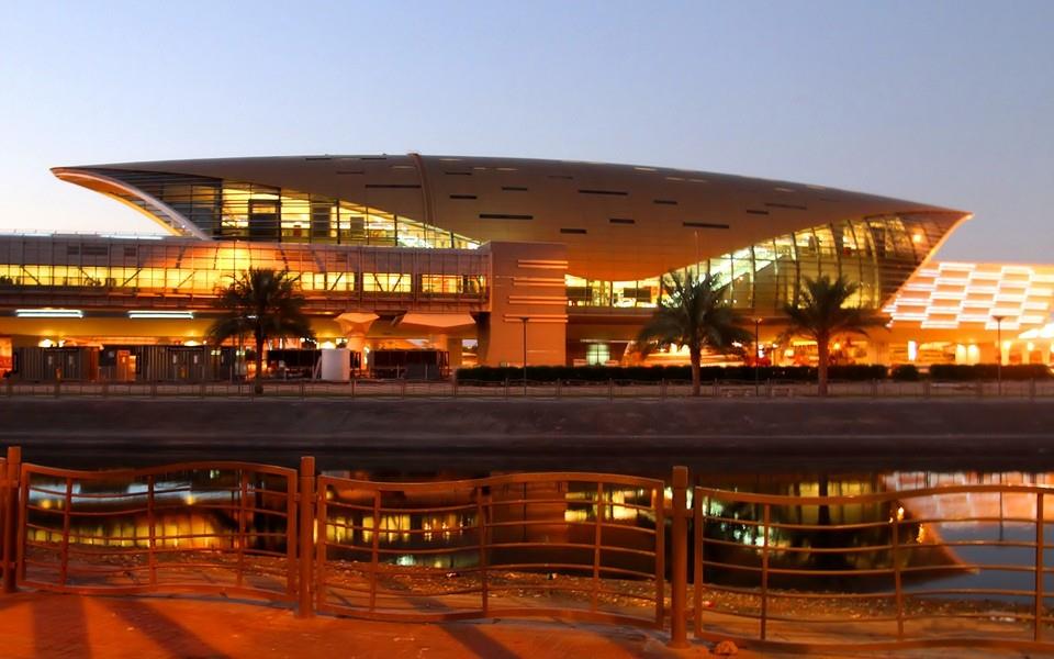 迪拜城市风光宽屏图片